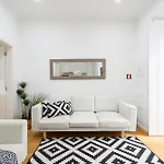 Sao Vicente Prestige Apartment